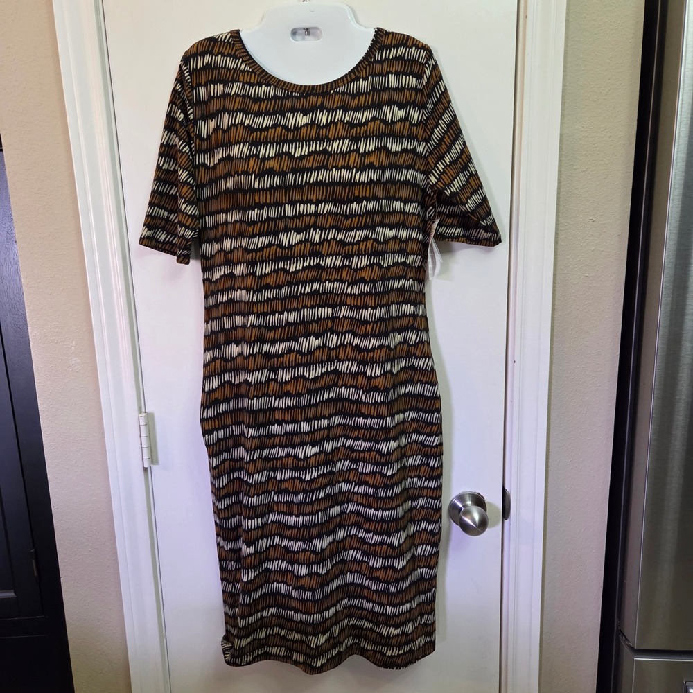 LuLaRoe Julia Dress Medium M Black Brown Cream Dash Print Short Sleeve Sheath